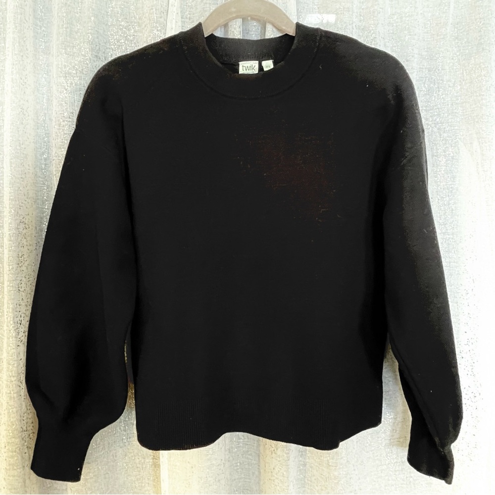 Black Crewneck Sweater Twik size Small